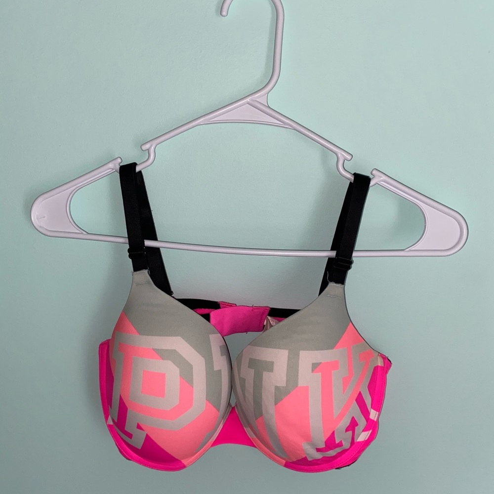 VS Pink Wear Everywhere push-up bra